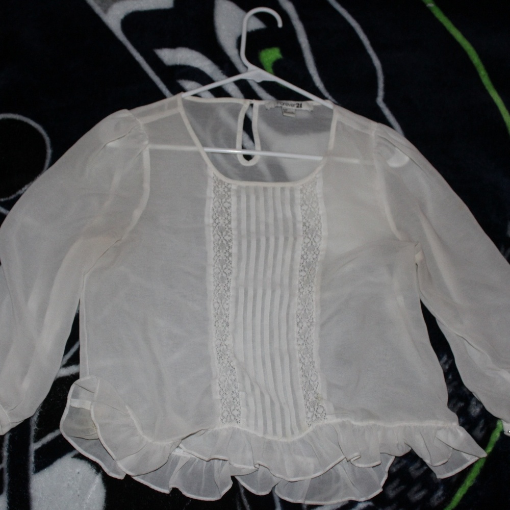 White flowy Blouse